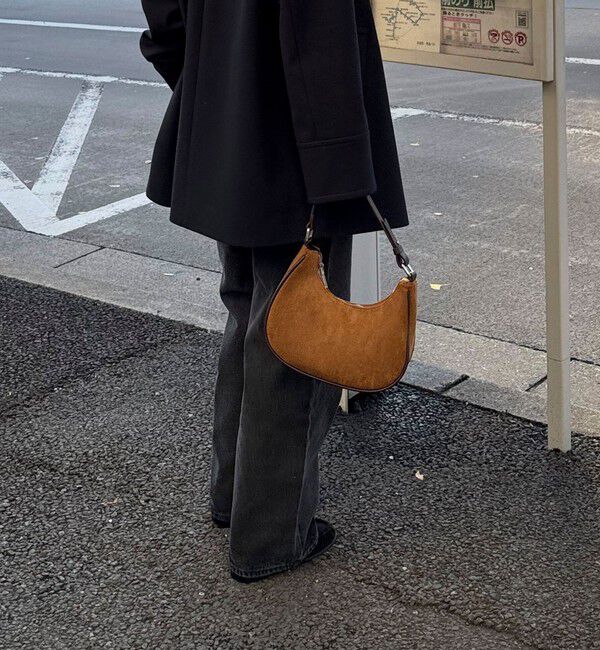 fredy emue「パイピングスエードラウンドワンショルバッグ」|ショルダー・メッセンジャー|