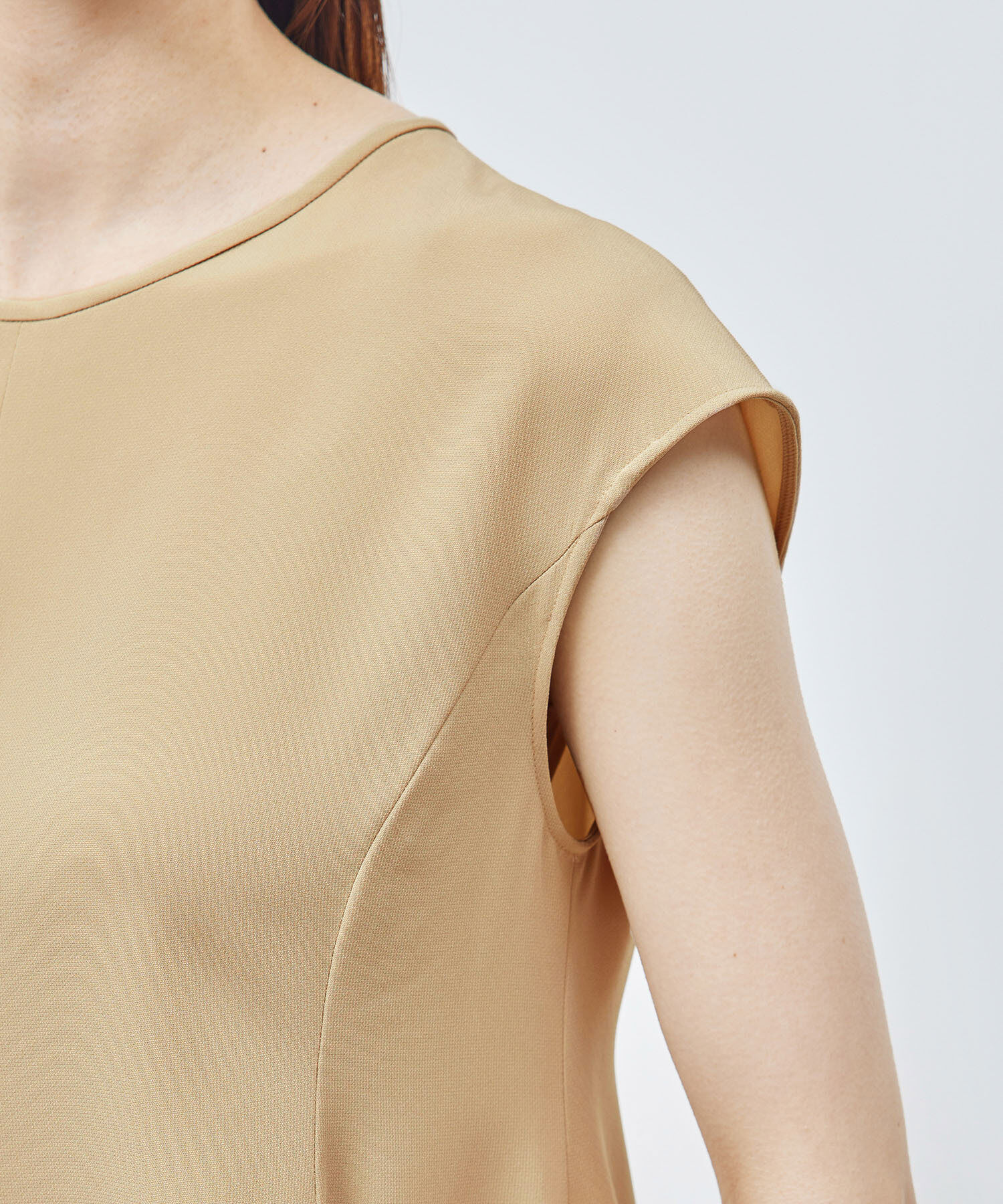 ROPE「トリアセバックサテンペプラムブラウス/セットアップ対応」|シャツ・ブラウス|