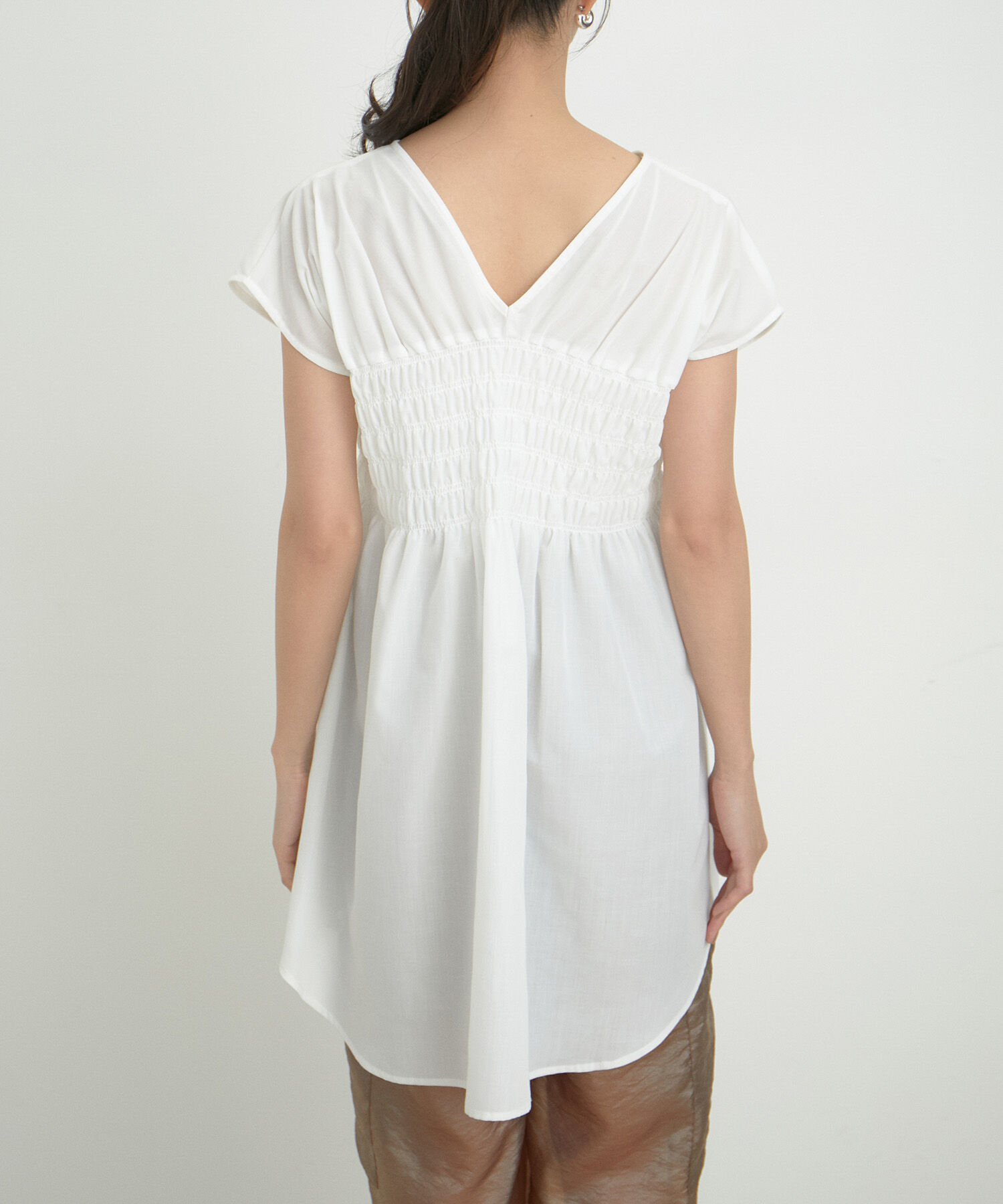 VIS「【洗える】ゆるVネックシャーリングシャツブラウス」|シャツ・ブラウス|