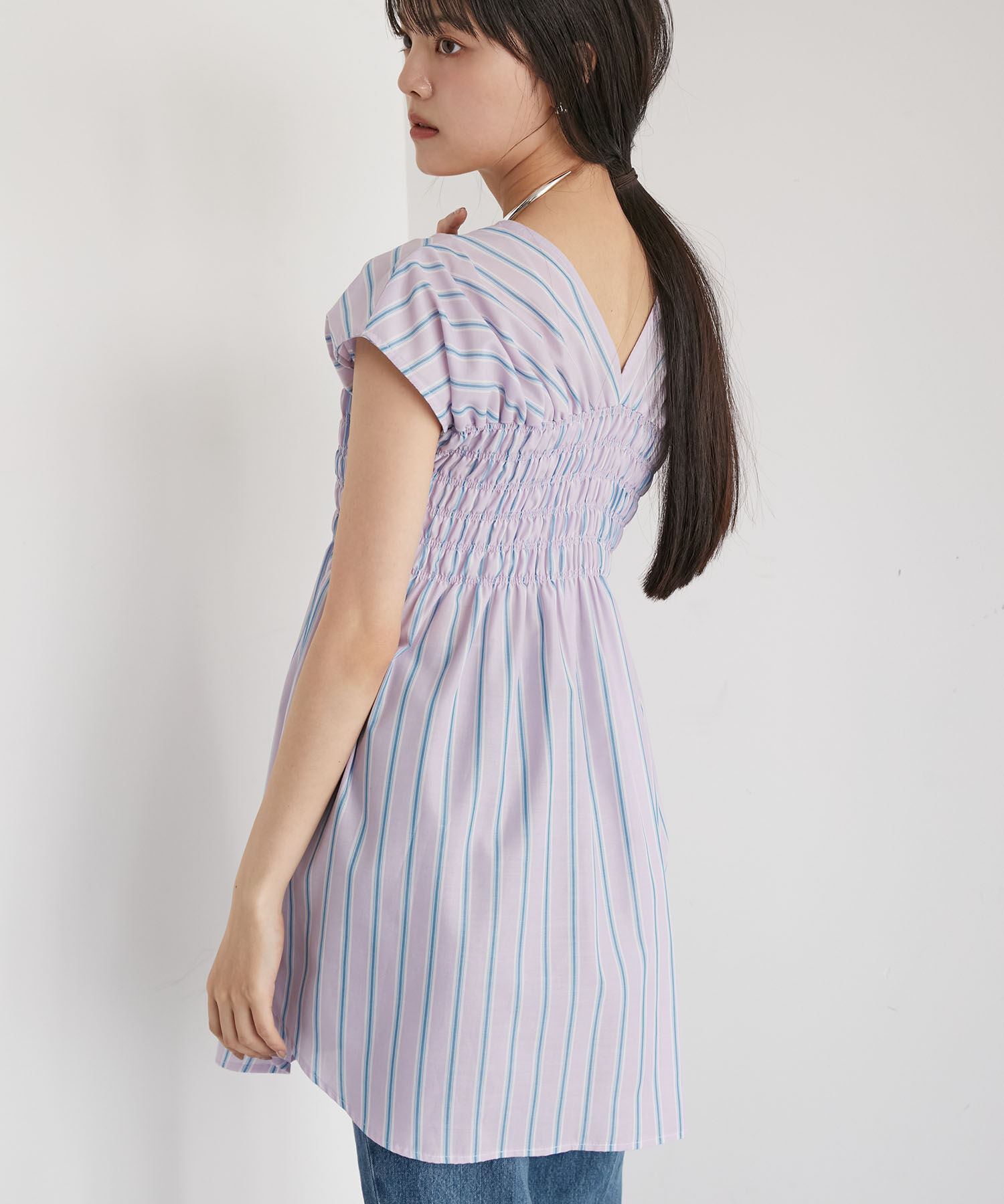 VIS「【洗える】ゆるVネックシャーリングシャツブラウス」|シャツ・ブラウス|