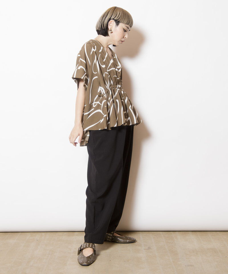  「アシンメトリータックパンツ」|その他|