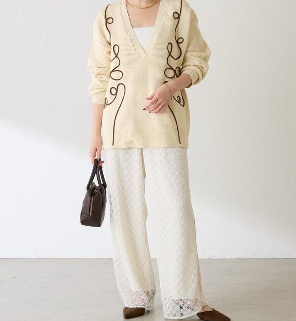  「コード刺繍深Vニット」|ニット・セーター|