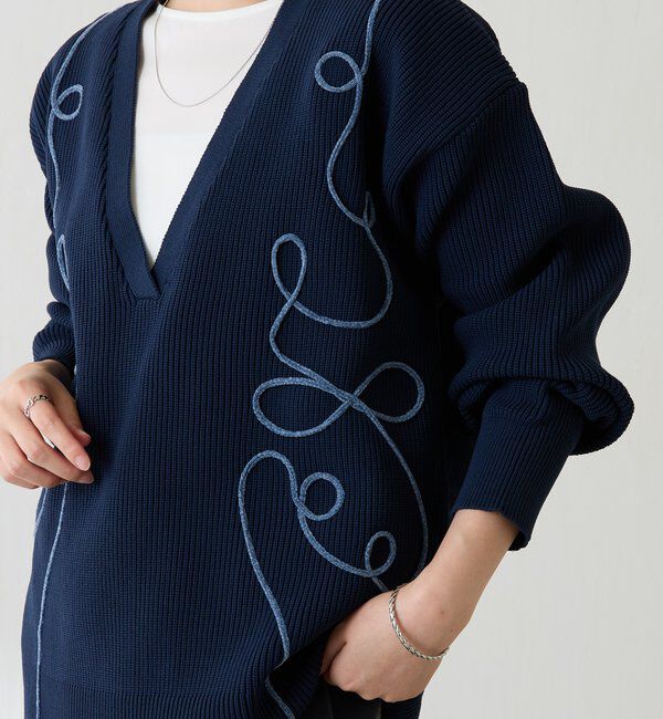  「コード刺繍深Vニット」|ニット・セーター|