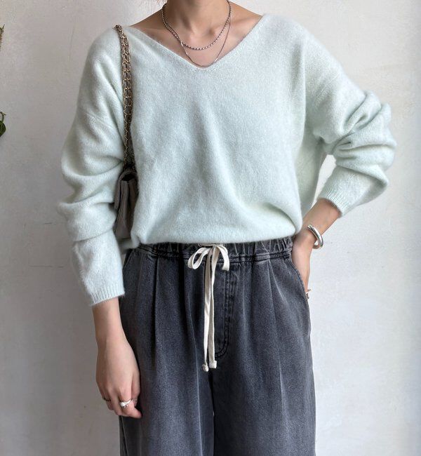  「ファーウール深Vプルオーバー」|ニット・セーター|