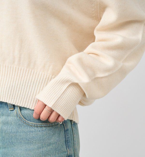  「【女性らしいデコルテライン】ウールVニット」|ニット・セーター|