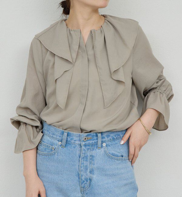  「ラッフルカラーブラウス」|シャツ・ブラウス|グレージュ
