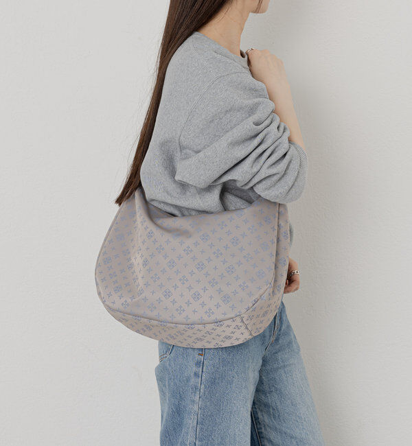  「クラウズナイロンラウンドビッグショルダーバッグ」|ショルダー・メッセンジャー|