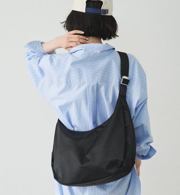  「クラウズナイロンラウンドビッグショルダーバッグ」|ショルダー・メッセンジャー|