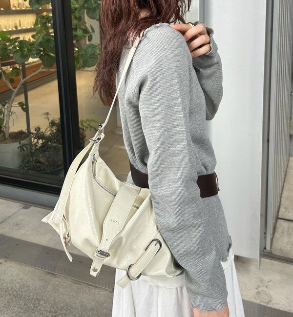  「loti ベルトデザインショルダー」|トートバッグ|アイボリー