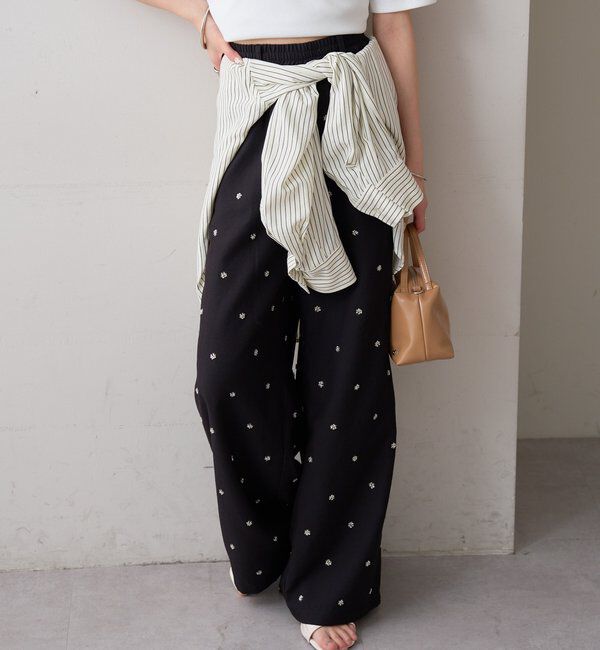  「ビージーフラワースラックス」|チノ|