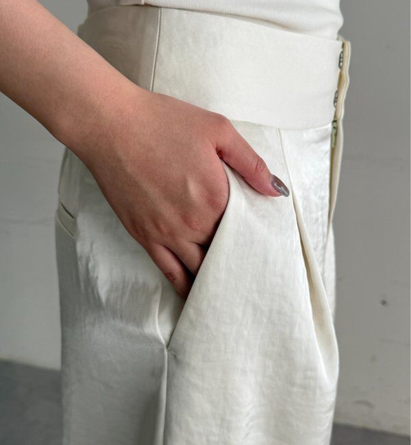  「サテンショートパンツ」|チノ|