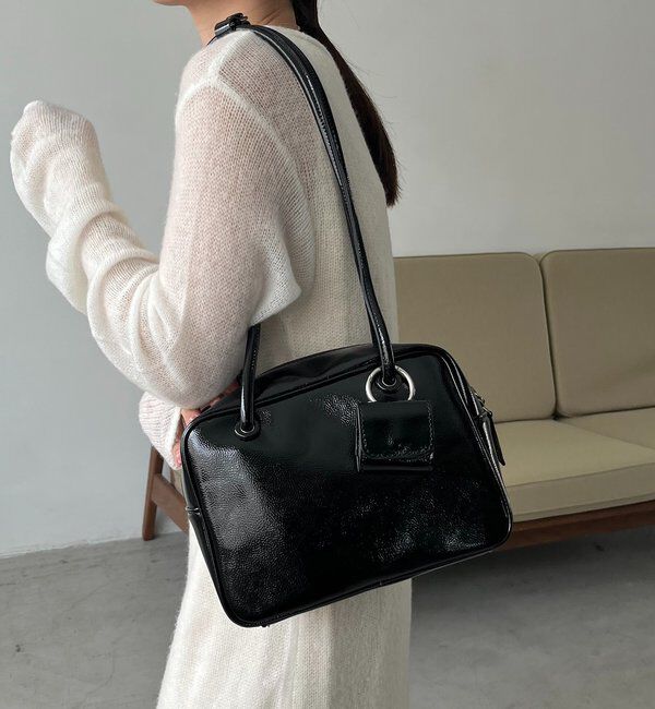  「エナメルスクエアボストンバッグ」|トートバッグ|ブラック