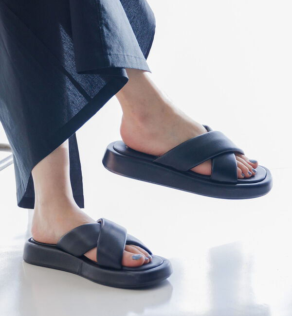 Rouge vif「【VINILO/ヴィニーロ】厚底クロスサンダル」|サンダル|ブラック