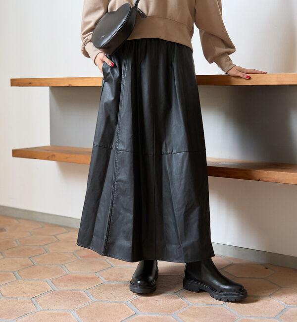Rouge vif「フェイクレザーフレアスカート」|スカート|