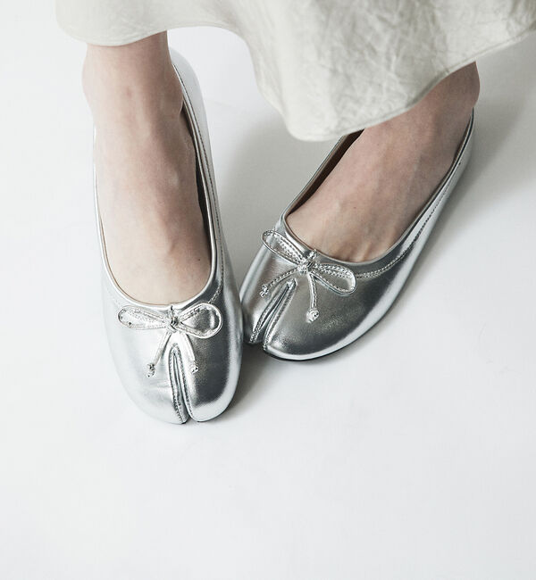 AU BANNISTER「【LAROUTE】足袋バレエシューズ」|バレエシューズ|シルバー