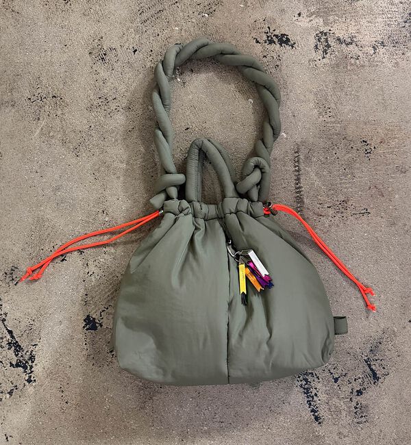 NOMINE「【cheek】puff kinchaku 2WAY tote 巾着 ショルダーバ」|ショルダー・メッセンジャー|