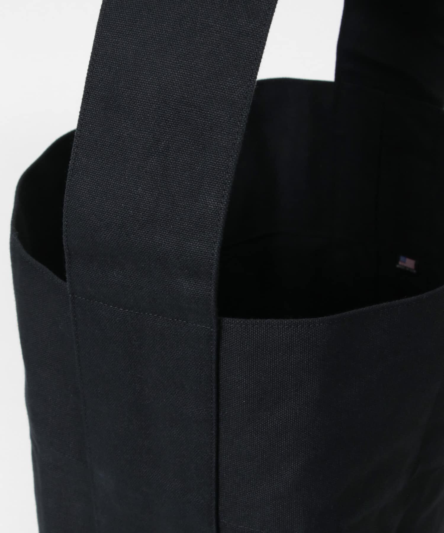URBAN RESEARCH「Kaan　MEGA BUCKET TOTE」|トートバッグ|