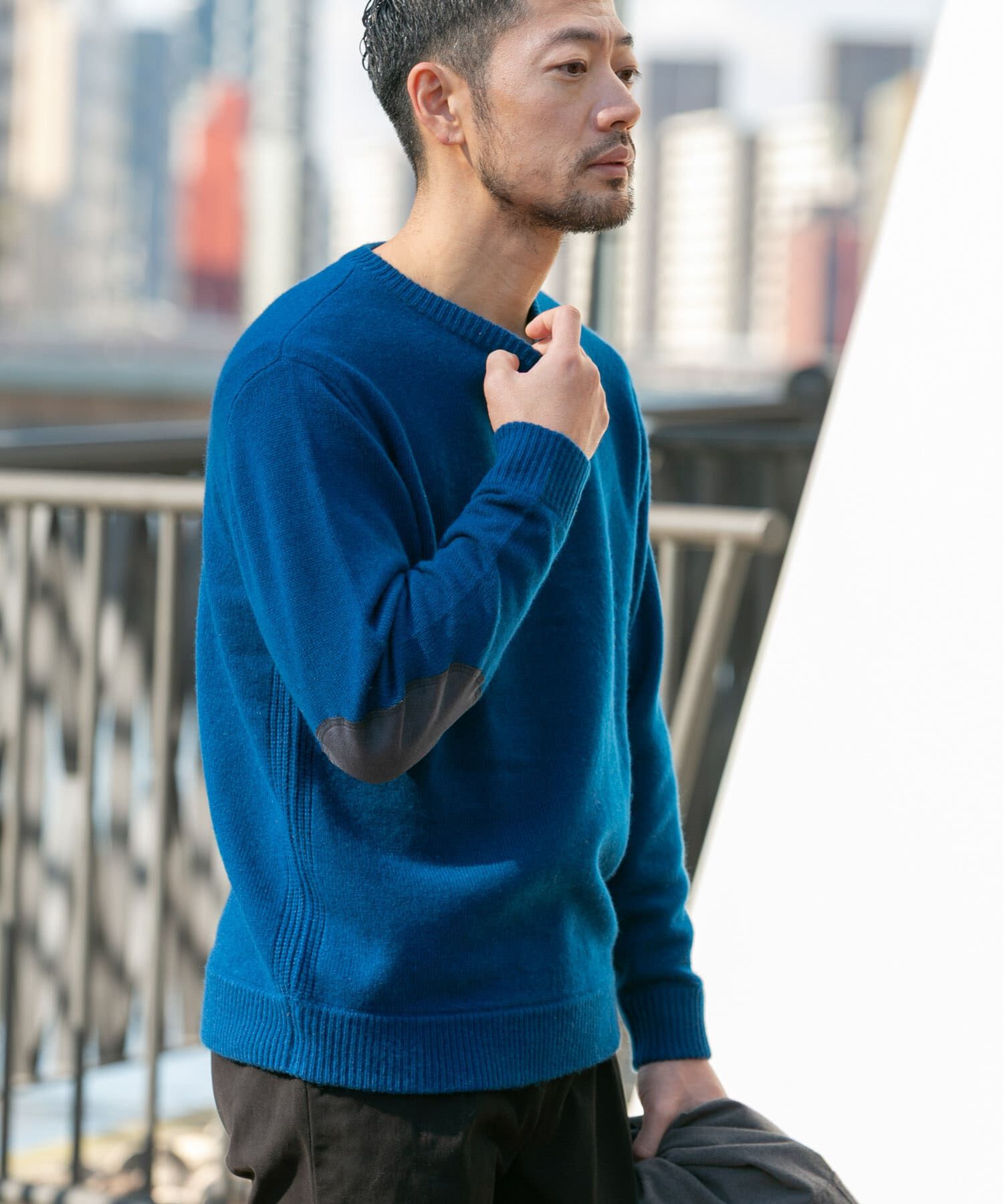 URBAN RESEARCH ROSSO「『XLサイズあり』ハミルトンラムズウールエルボーパッチニット」|ニット・セーター|ブルー