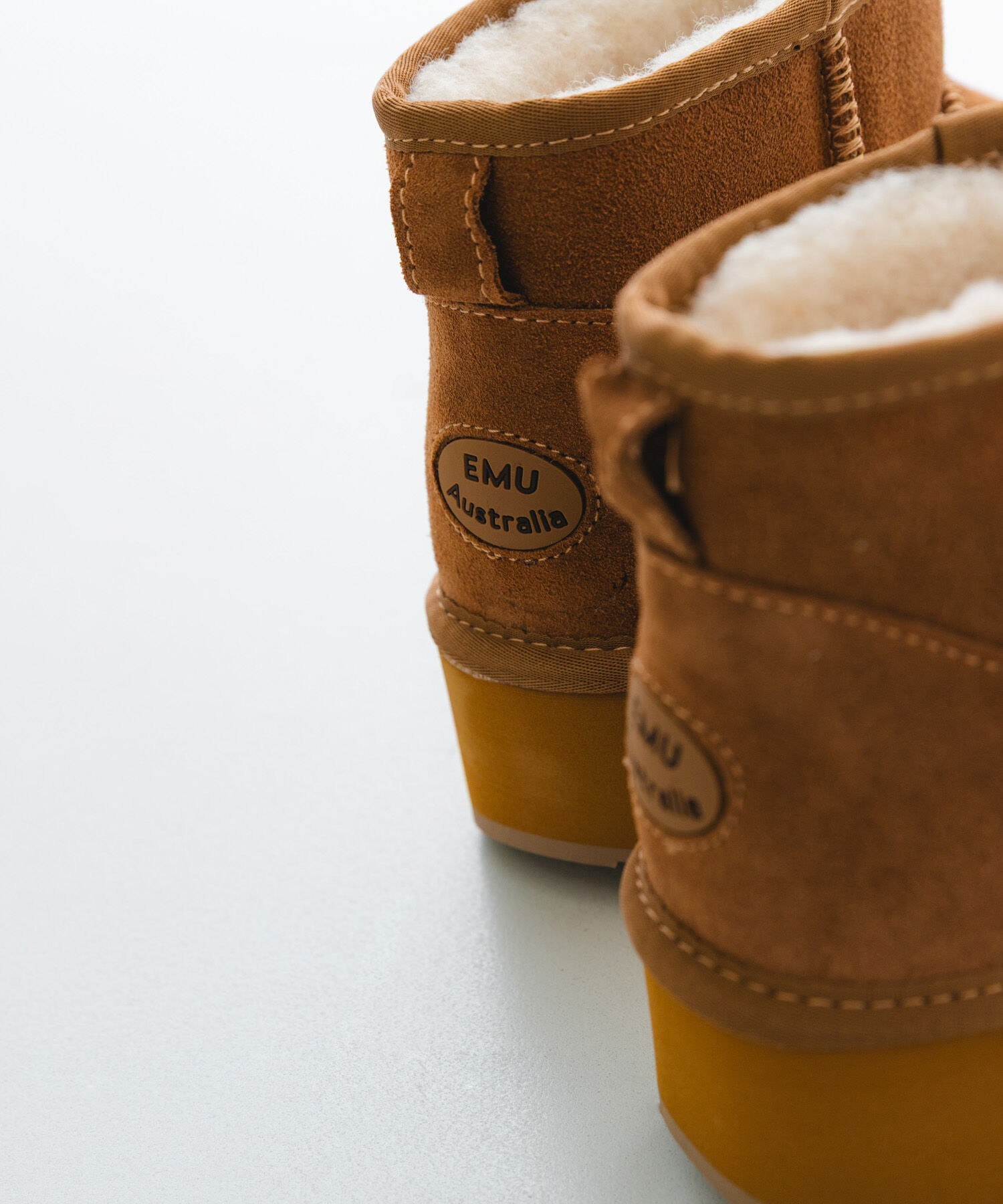 RODE SKO「EMU　PLATFORM MICRO WOOL」|ショートブーツ|