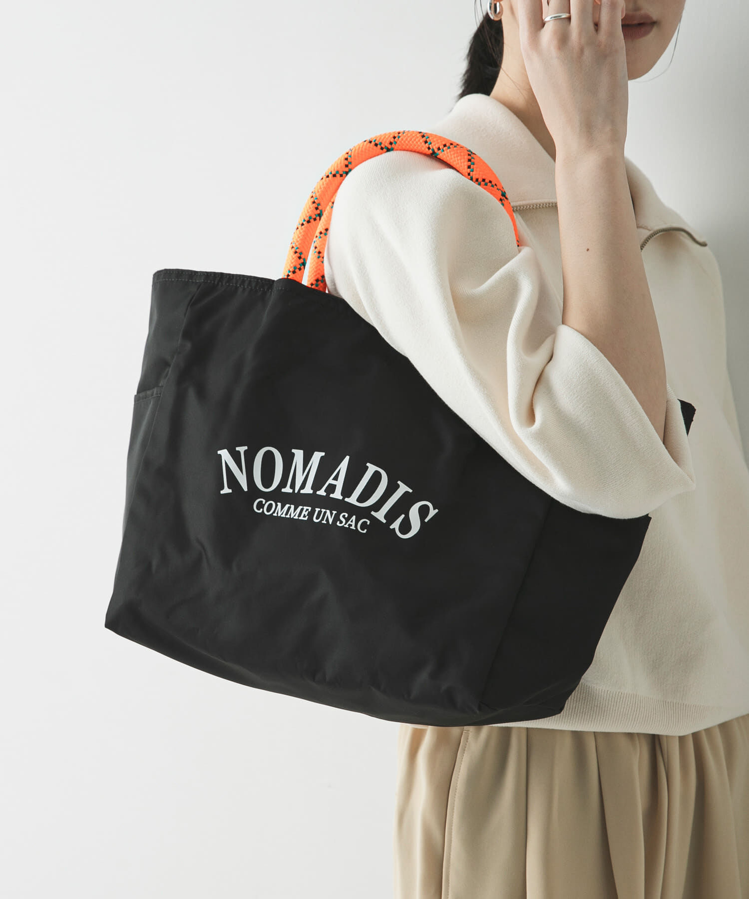 URBAN RESEARCH「『一部別注カラー』NOMADIS　SAC2 W/16」|トートバッグ|ブラック