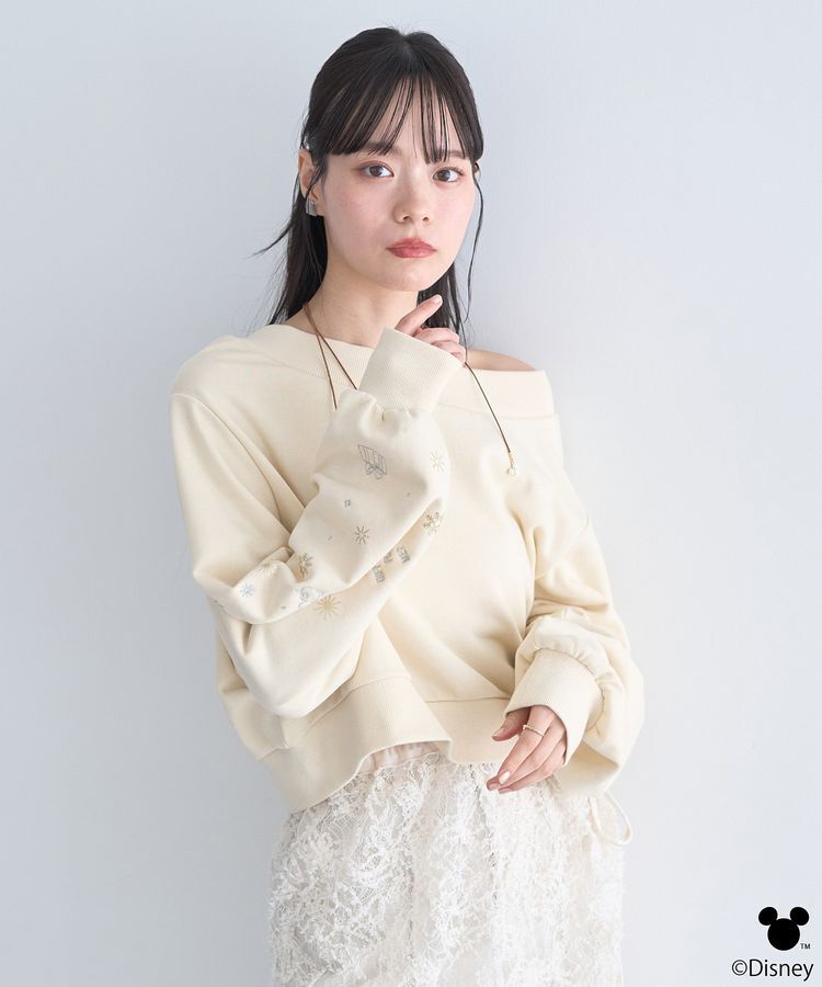 earth music&ecology「Disney/キラキラモチーフ刺繍オフショルスウェット」|スウェット・ジャージ|