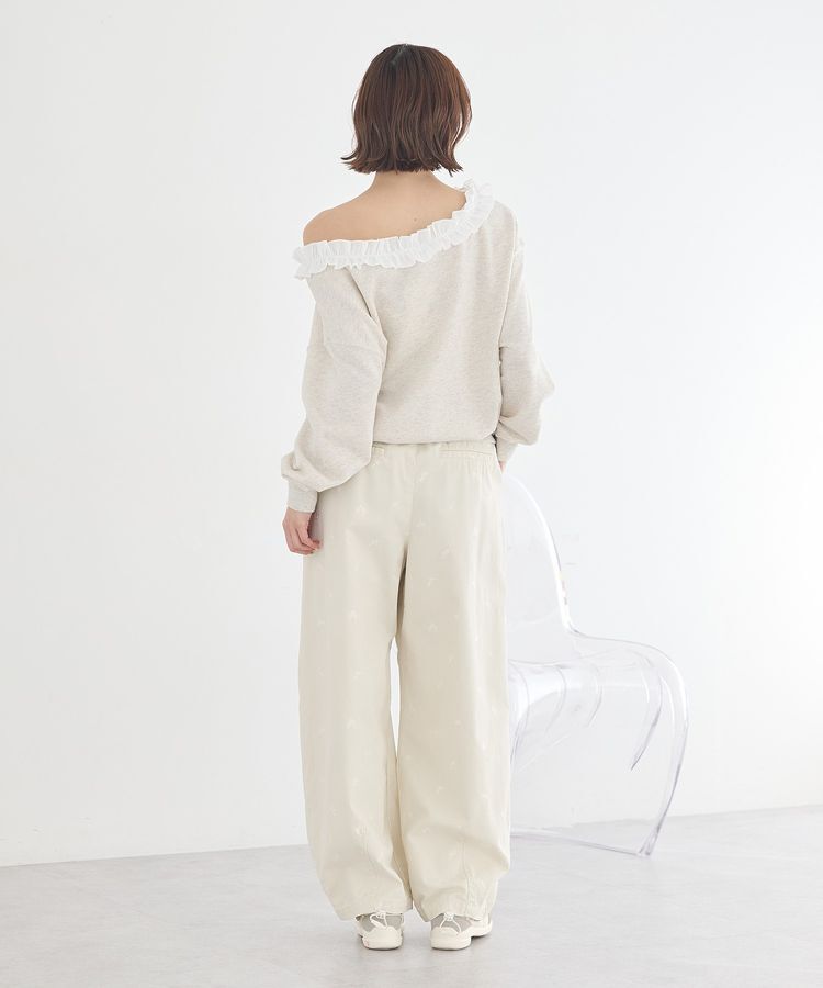 earth music&ecology「フリルオフショルウラケスウェット」|スウェット・ジャージ|