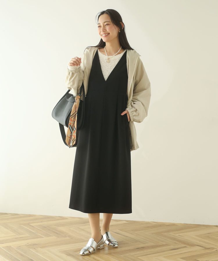 Green Parks「O.洗えてストレッチ Vネックジャンスカ」|ジャンパースカート|