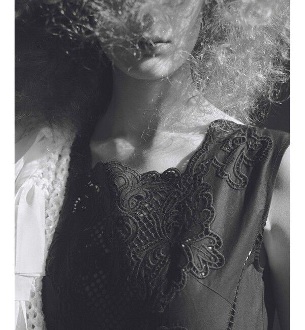 LOULOU WILLOUGHBY「【LOULOU WILLOUGHBY】エンブロイダリーノースリワンピース」|ワンピース|