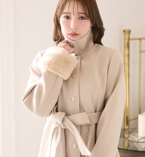  「【サイズ展開あり】襟/袖ファーマルチリボンロングコート」|その他|