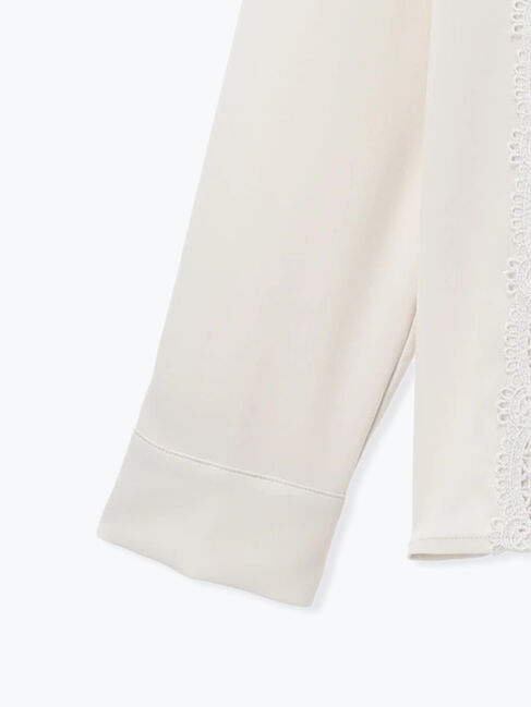 Te chichi「【WEB限定カラーあり】フロントレースブラウス」|シャツ・ブラウス|