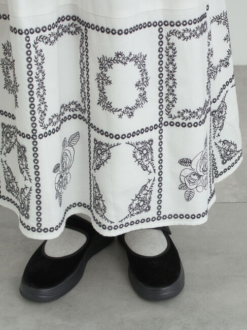 Samansa Mos2「裾モチーフ刺繍ギャザースカート」|スカート|