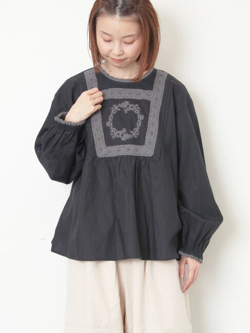 Samansa Mos2「胸元モチーフ刺繍レースブラウス」|シャツ・ブラウス|