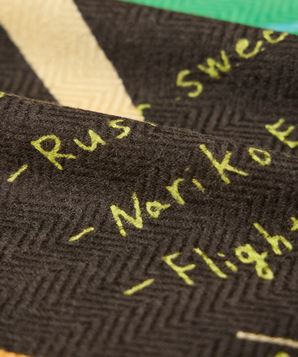 FAVORITE SUKINAMONO「ウールシルクストールヘリンボーン織　レコード柄《manipuri》」|ストール|