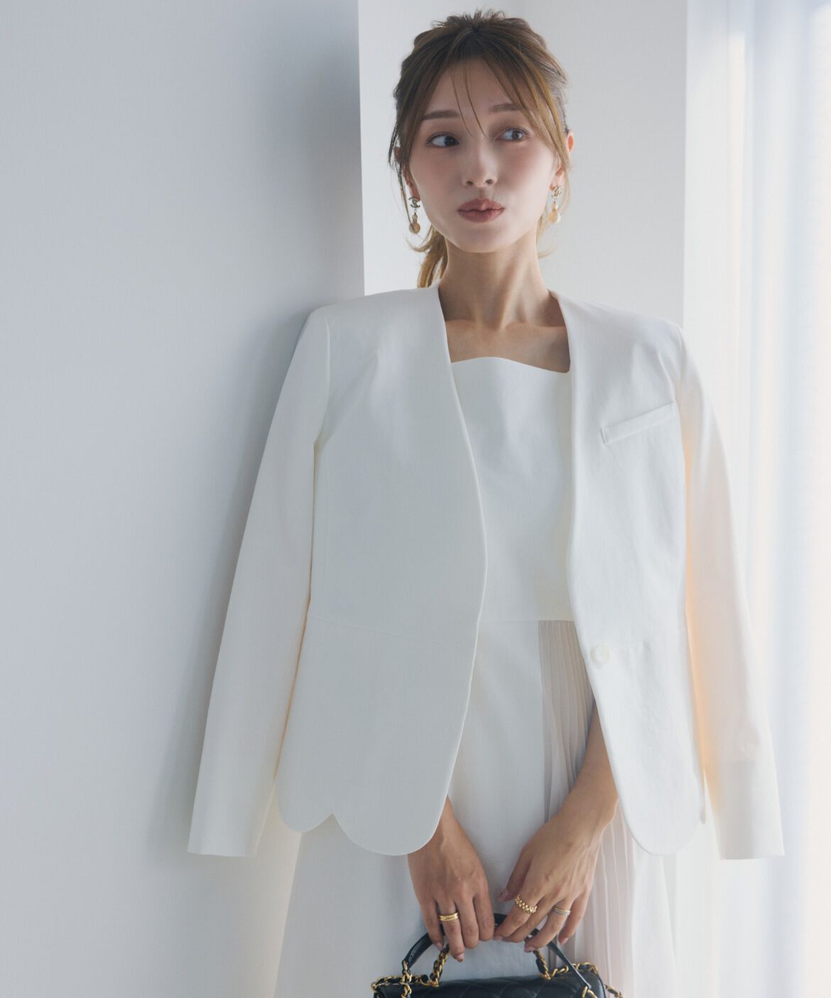 Maglie le cassetto「《大きいｻｲｽﾞ》ﾊﾝｻﾑｽｶﾗｯﾌﾟｼﾞｬｹｯﾄ《M Maglie le cassetto&times;」|ノーカラージャケット|オフホワイト1