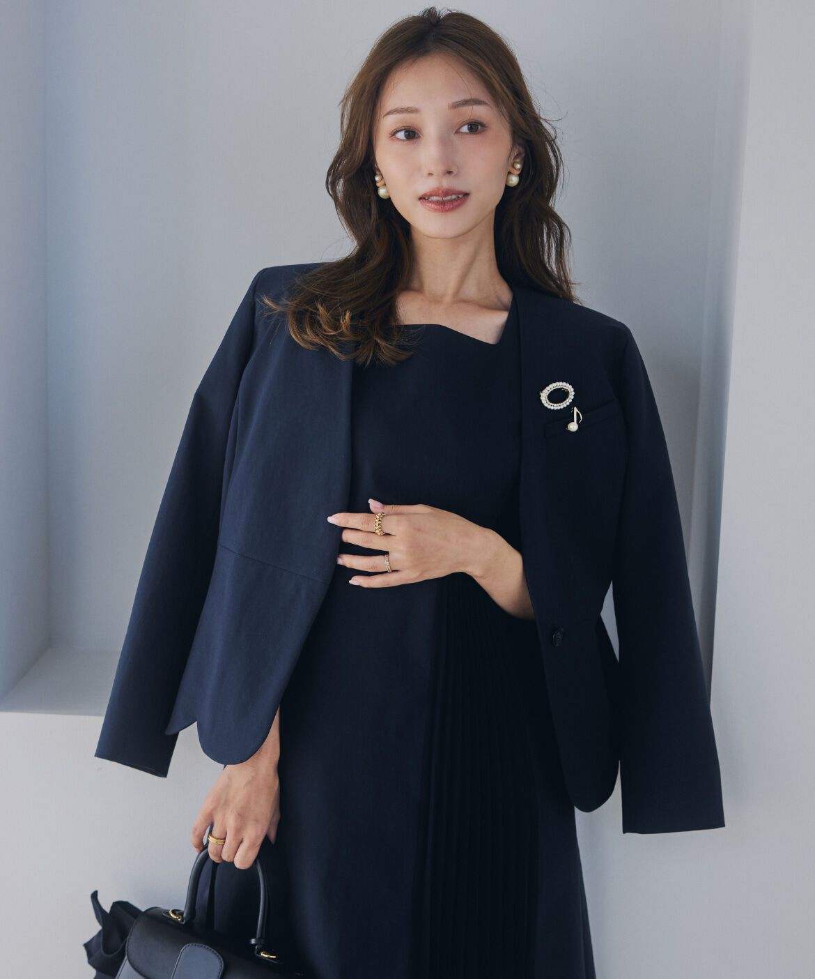 Maglie le cassetto「《大きいｻｲｽﾞ》ﾊﾝｻﾑｽｶﾗｯﾌﾟｼﾞｬｹｯﾄ《M Maglie le cassetto&times;」|ノーカラージャケット|ネイビー