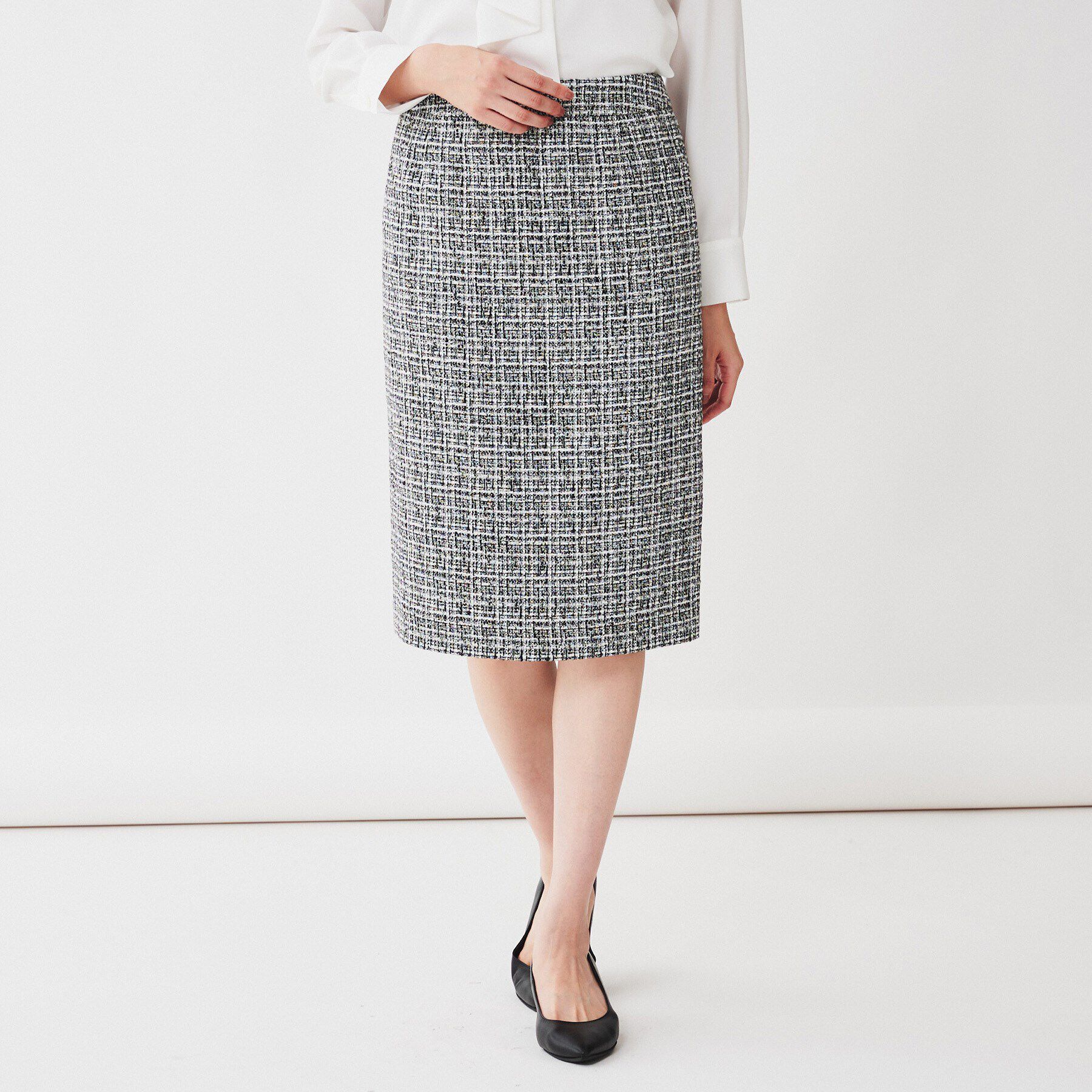 UNTITLED「【入卒／セレモニー／通勤】ラメツイードタイトスカート」|スカート|ブラック(419)