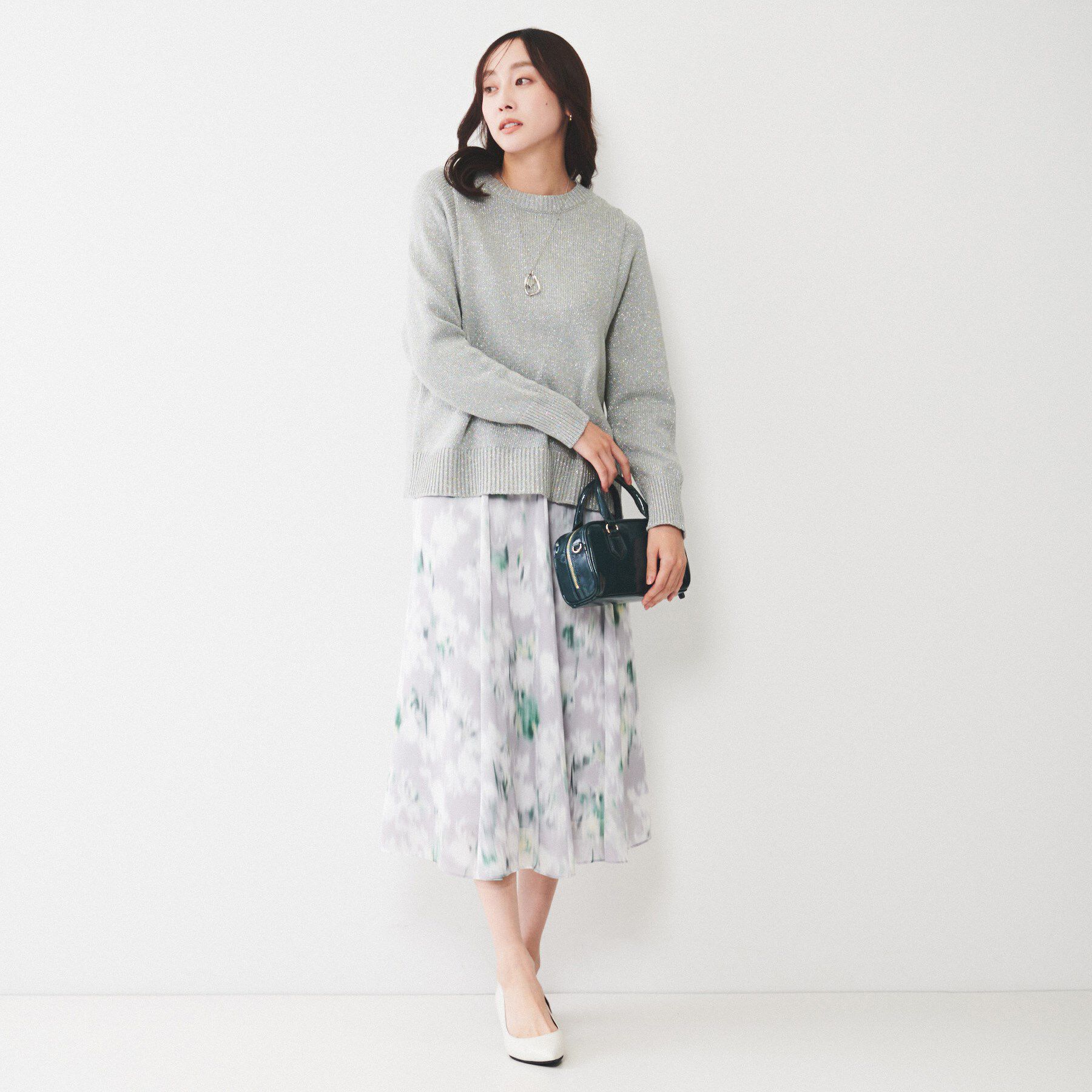 UNTITLED「【ゆったり/洗える】ラメ入りローゲージニット」|ニット・セーター|