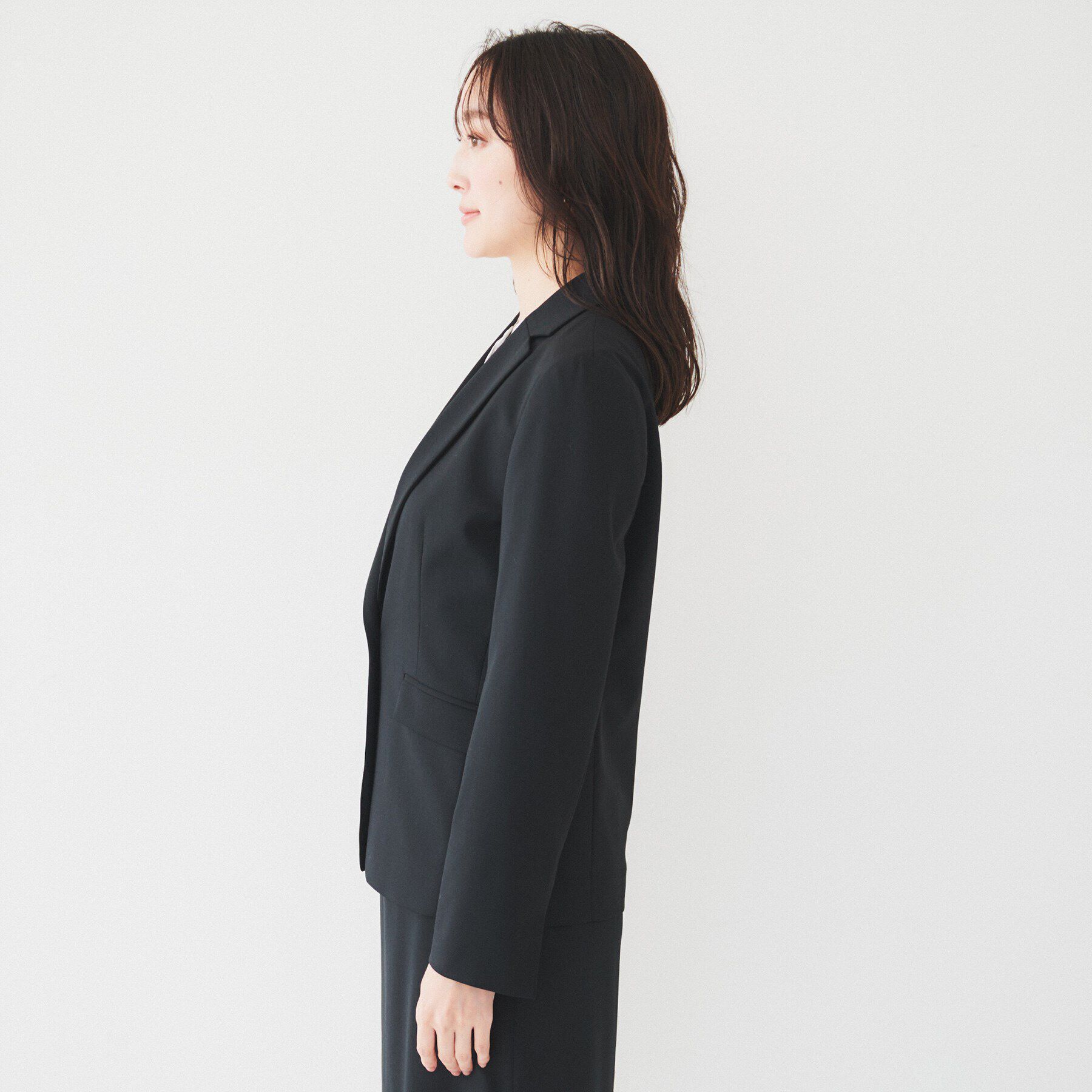 UNTITLED「【洗える/お仕事スーツ】レジェールギャバ 背抜きテーラードジャケット」|テーラードジャケット|
