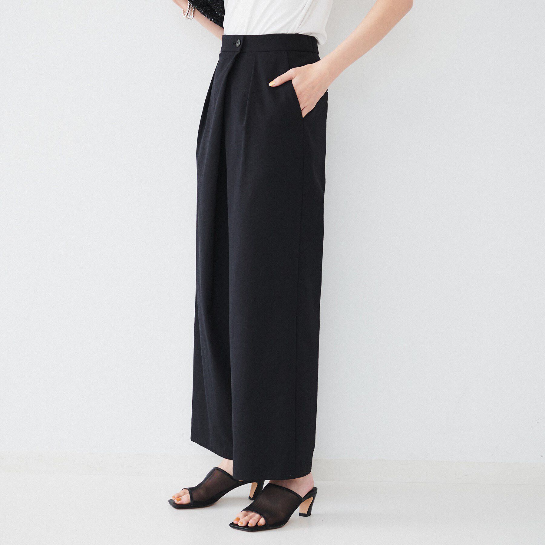 UNTITLED「【セットアップ可能】フロントラップ ワイドパンツ」|その他|