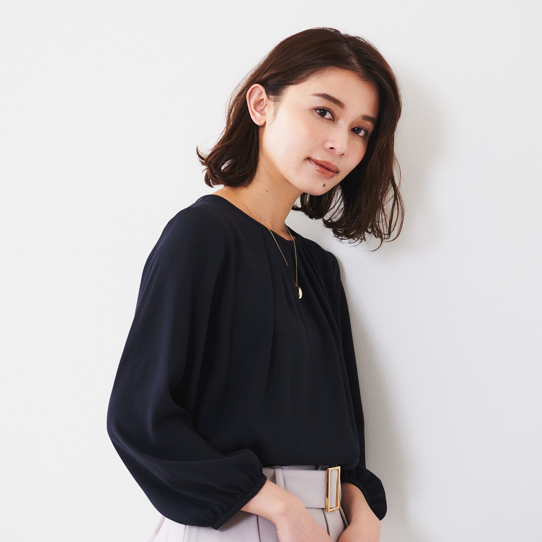 UNTITLED「【通勤】ジョーゼット タックブラウス」|シャツ・ブラウス|