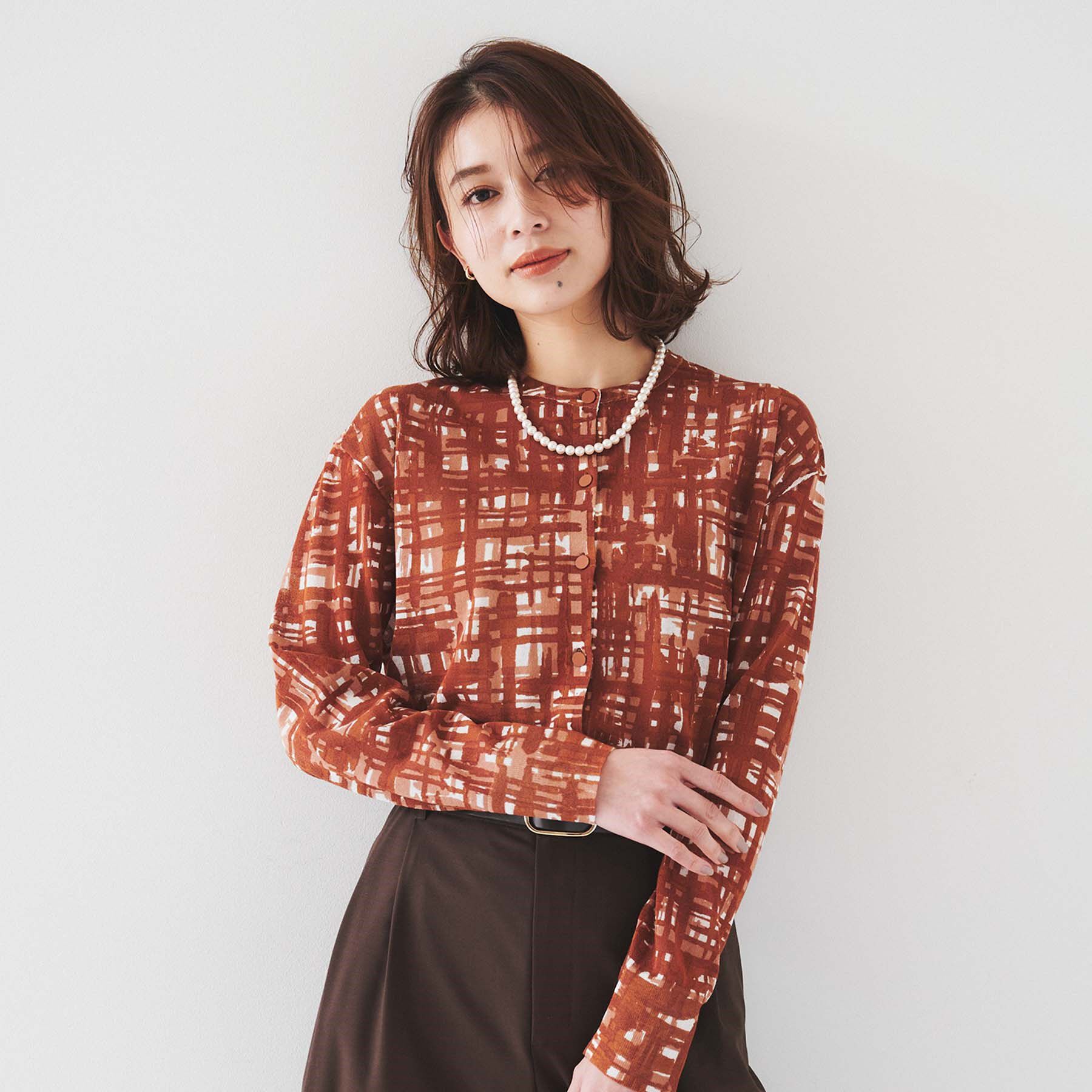 UNTITLED「【セットアップ可能/アンサンブル可能/シアー】チェックプリント カーディガンニット」|カーディガン|キャメルブラウン(1