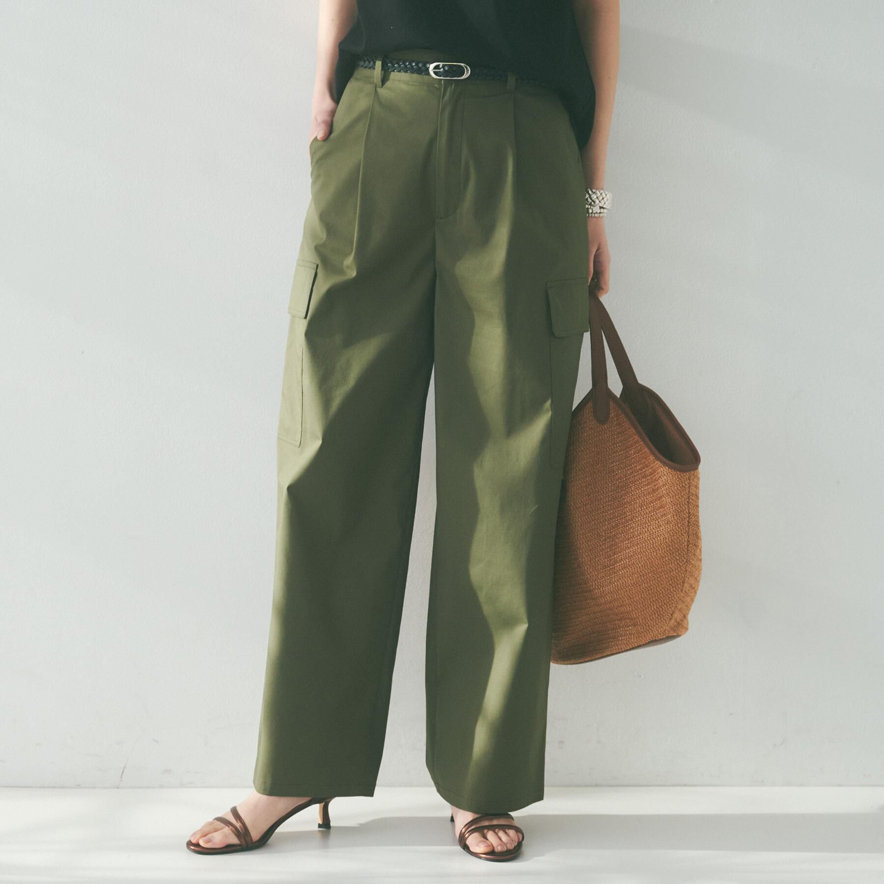 UNTITLED「【洗える/スポーティー】ストレートカーゴパンツ」|その他|オリーブグリーン(0