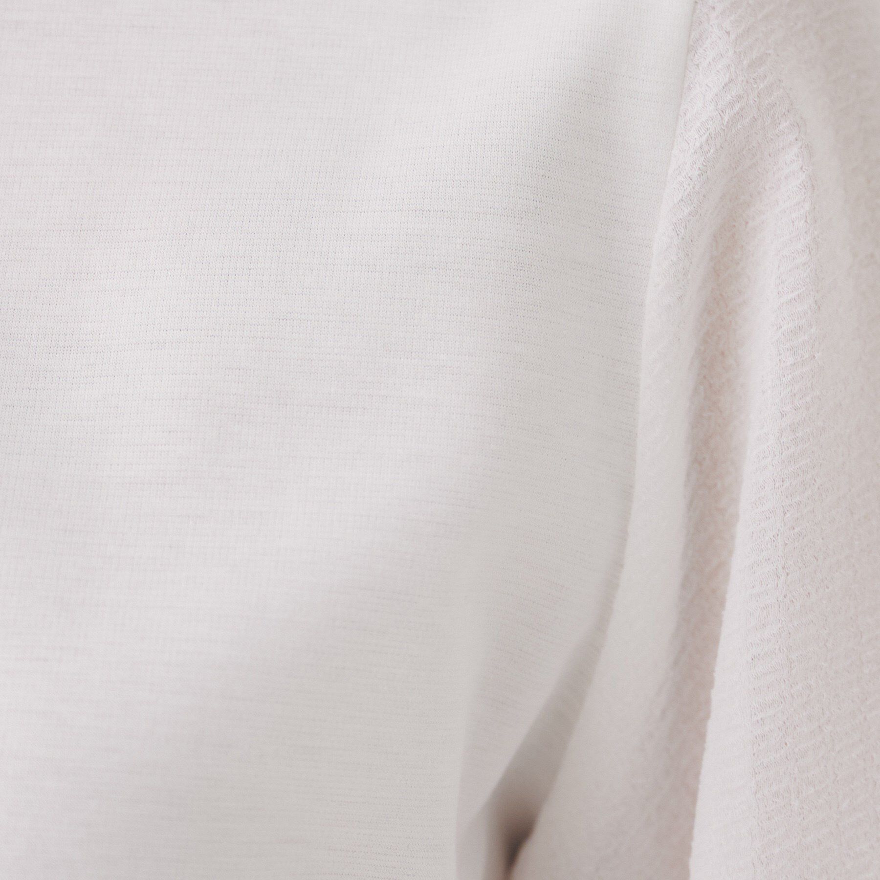 UNTITLED「【二の腕カバー/オンオフ】袖シアー ドッキングプルオーバー」|Tシャツ・カットソー|