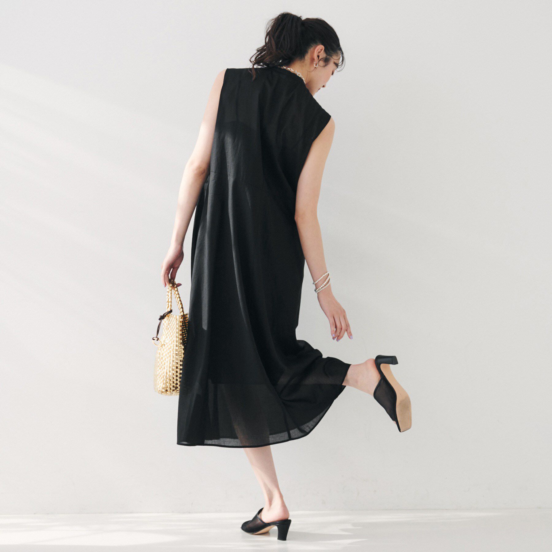 UNTITLED「【シアー/前開き/夏ワンピ】コットンピンタックワンピース」|ワンピース|