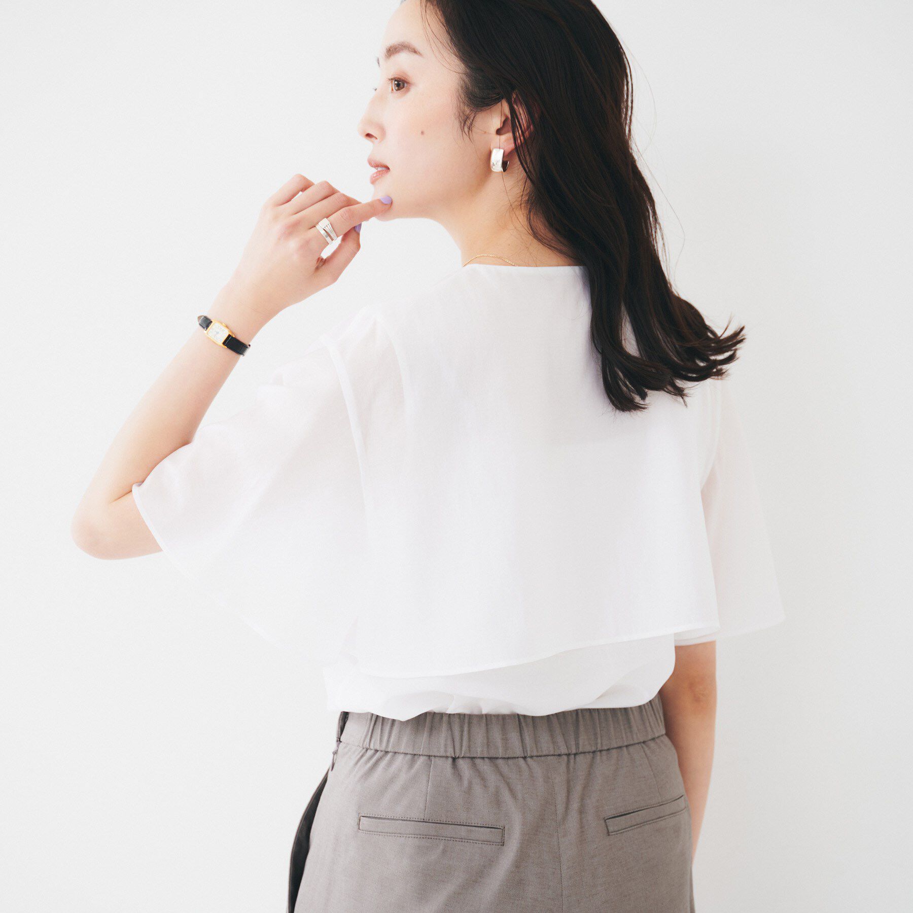 UNTITLED「【オンオフ/二の腕カバー】オーガンジーラッフルブラウス」|シャツ・ブラウス|