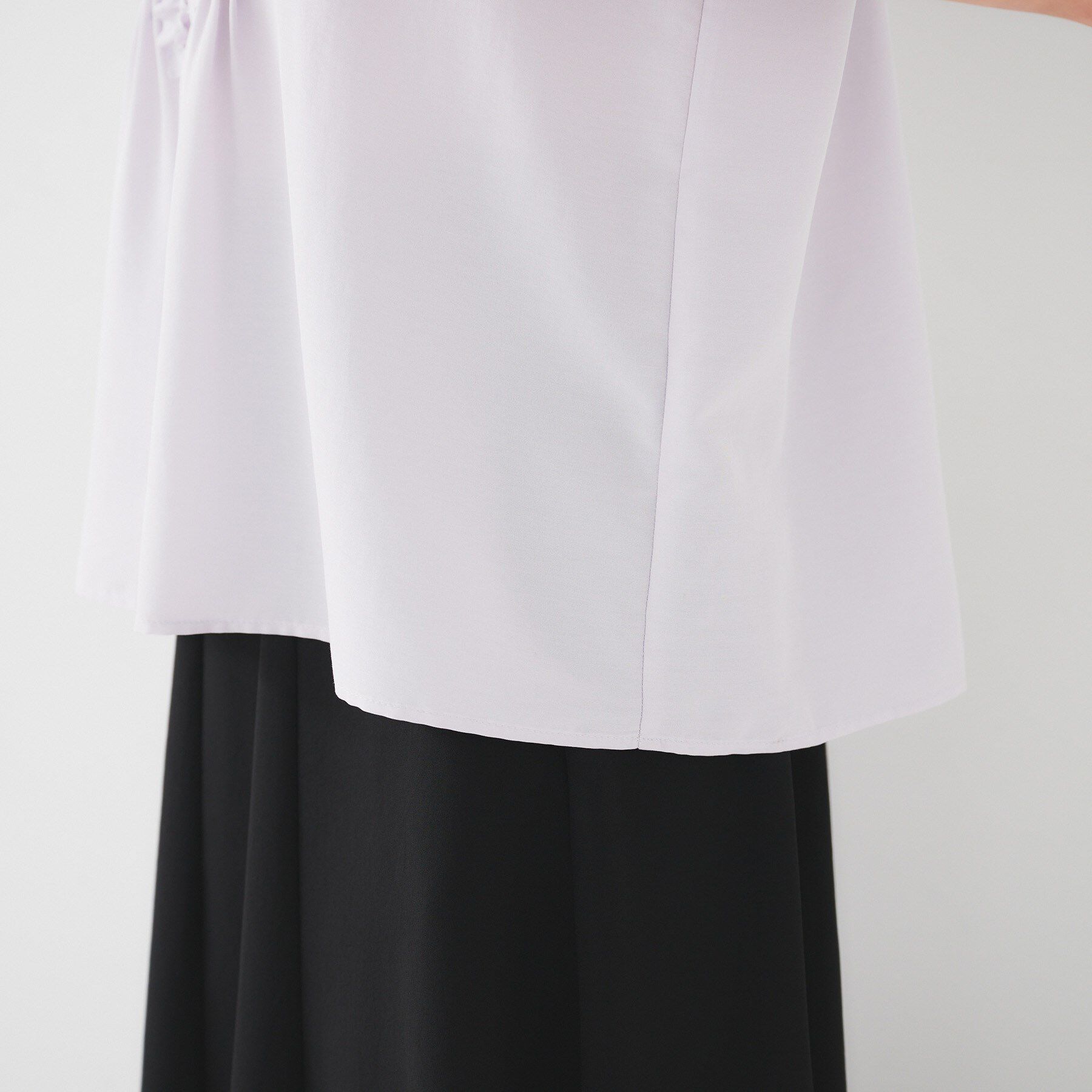 UNTITLED「【吸水速乾/UVケア】フィブリルフリルブラウス」|シャツ・ブラウス|