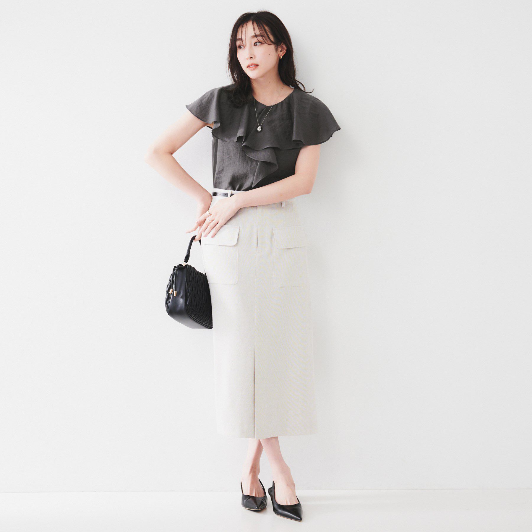 UNTITLED「【きれいめ/洗える/フリル】ラッフルシアーブラウス」|シャツ・ブラウス|