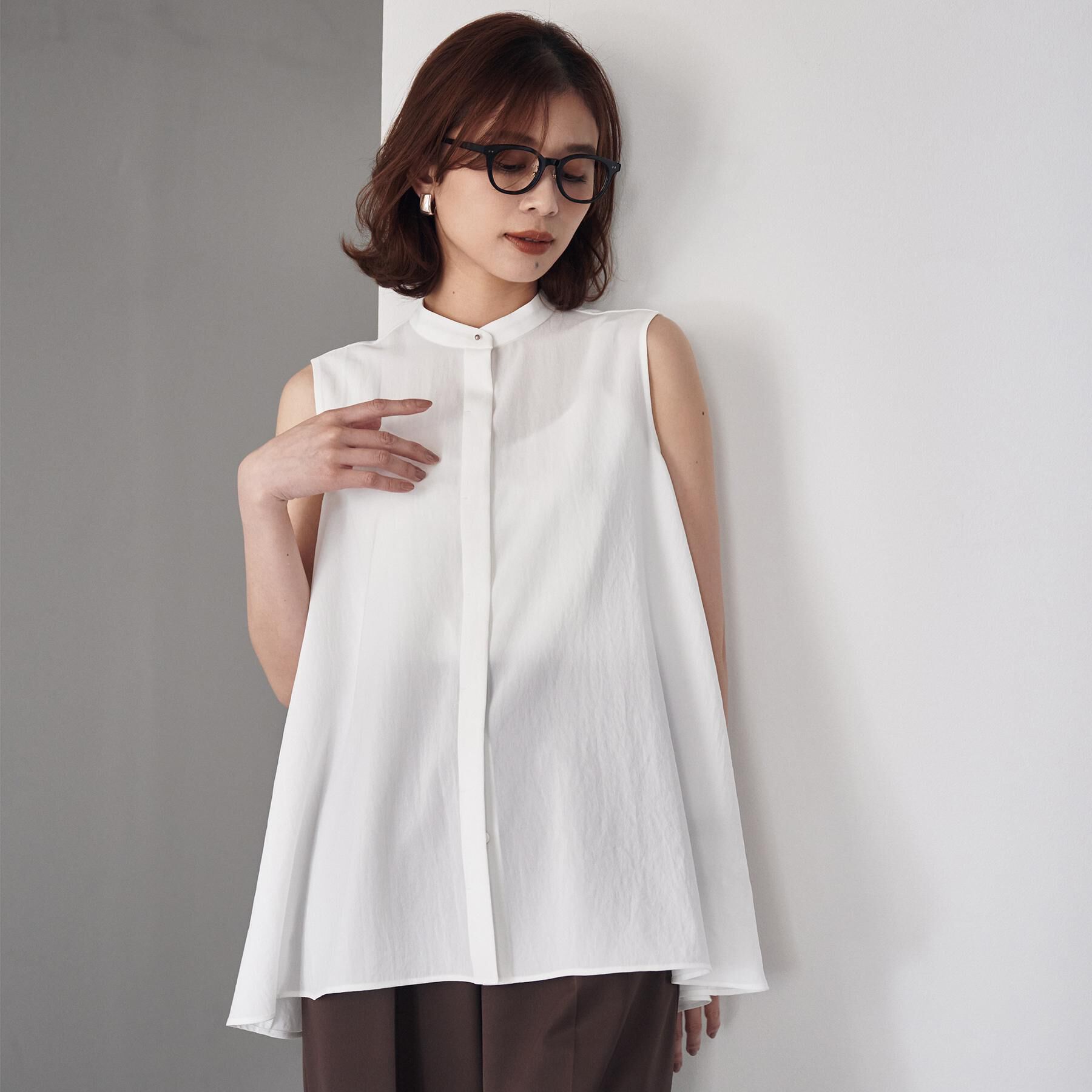 UNTITLED「【接触冷感/吸水速乾】フレアバックシャンブラウス」|シャツ・ブラウス|オフホワイト(003