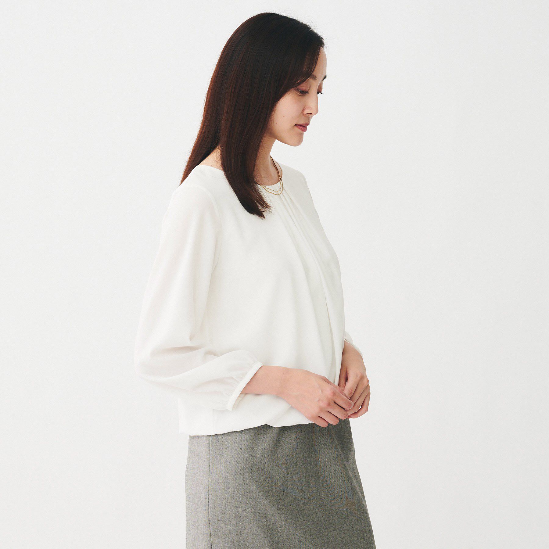 UNTITLED「【透けにくい/ウエストイン見え】パウダリーブラウス」|シャツ・ブラウス|