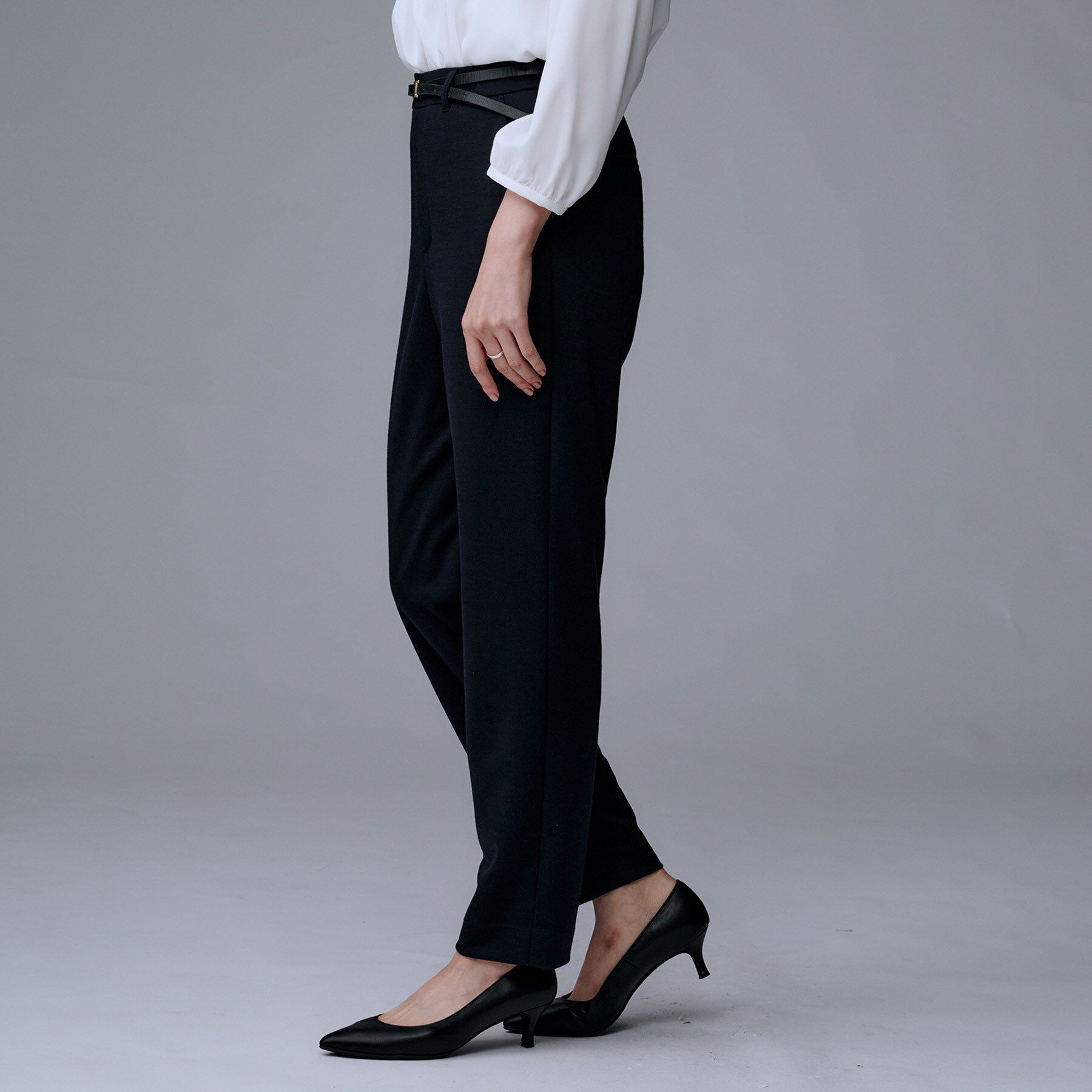 UNTITLED「【洗えるスーツ／ストレッチ】ウール混ジャージ テーパードパンツ」|その他|